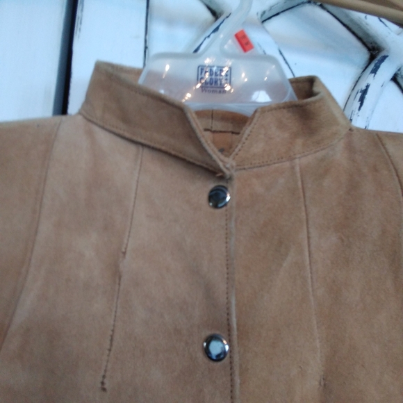 Suede cape - Picture 5 of 7